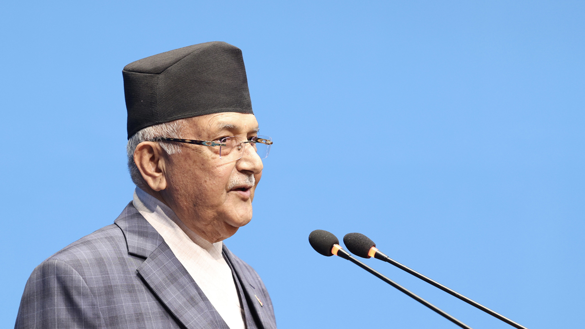 संसदमा ओलीको आरोप- गृहमन्त्री आफैं सुन तस्करीको ढाकछोप गर्न लाग्नुभयो